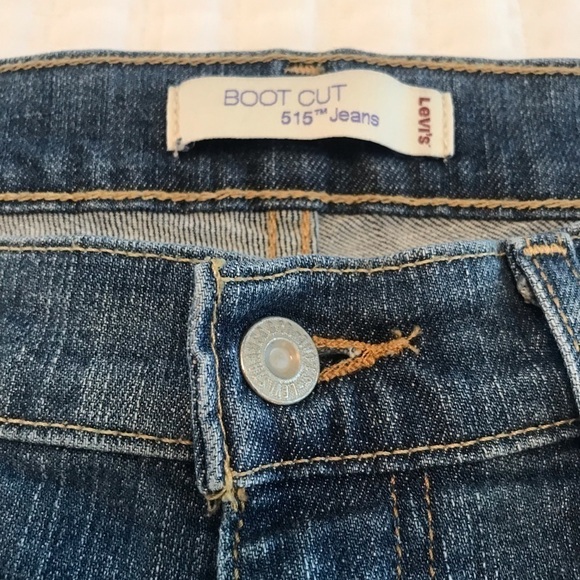 Women’s Levi’s 515 Boot Cut Jeans Size 6 - Picture 6 of 12